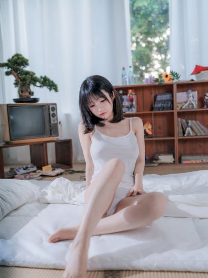 午夜理伦电影_免费高清观看