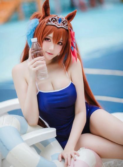 欧美骚老妇_蓝光神马在线观看