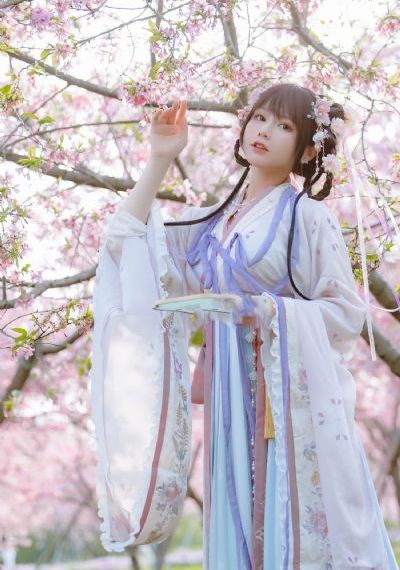 他妈妈的朋友_正片免费观看