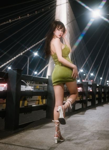 亚洲激情av在线_超清在线手机播放