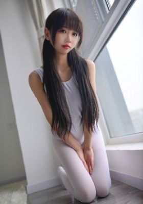 《洛丽塔》电影_BD韩语全集在线观看