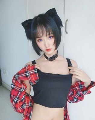 她被那家伙拥抱第二集_国产剧超清免费观看